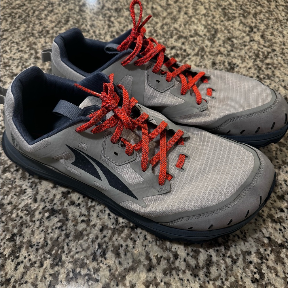 Altra Lone Peak 6 size 12